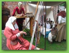 Et flittigt folkef&aelig;rd. Voerg&aring;rd 2010  &raquo; Click to zoom ->