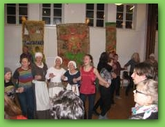 Dansen g&aring;r, inden alt for l&aelig;nge.  &raquo; Click to zoom ->