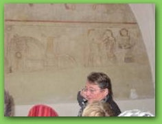 Sigurd fort&aelig;ller historien om dansefrisen.  &raquo; Click to zoom ->